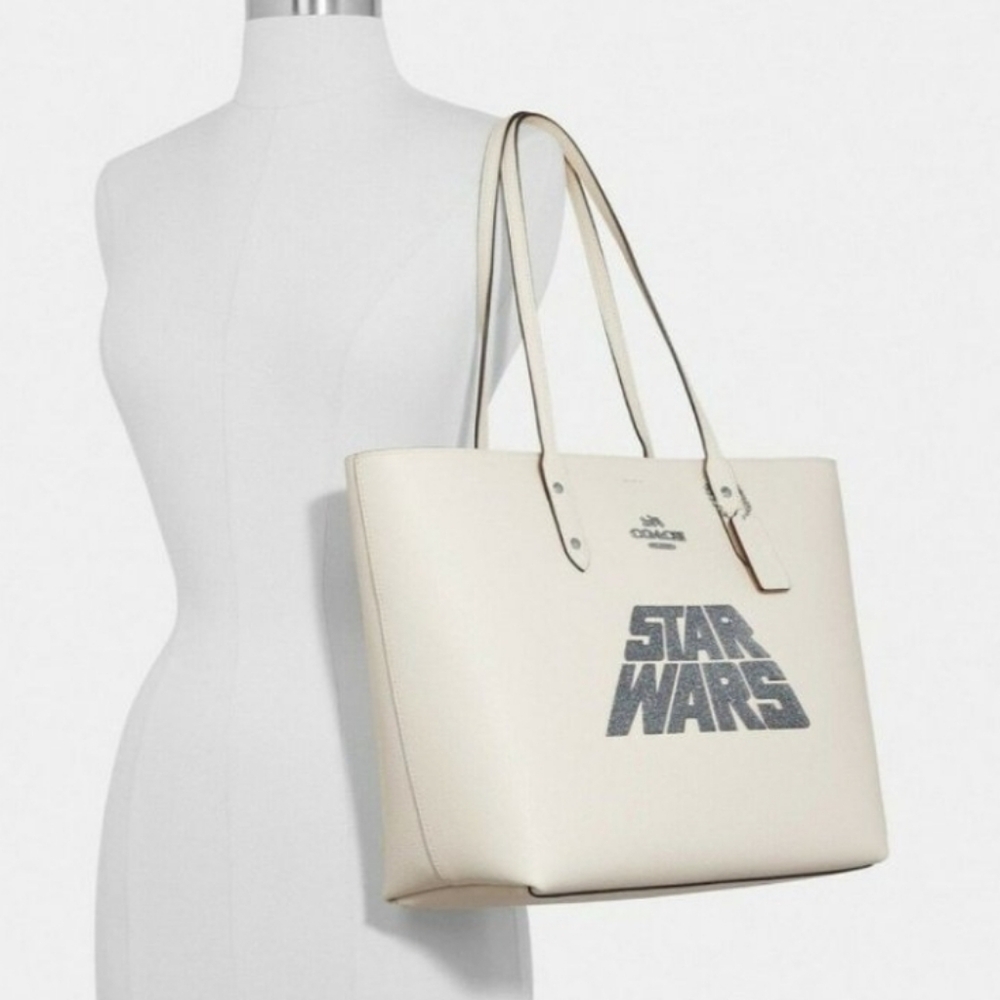 Coach Star Wars Cream Tote Bag AND COACH PRINCESS LEIA KEYCHAIN
